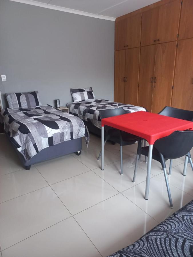 Rocky Hills Guesthouse Piet Retief Luaran gambar