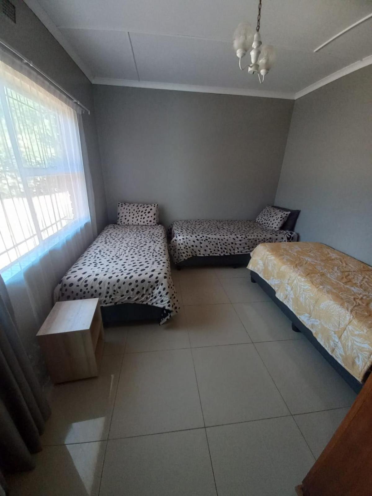 Rocky Hills Guesthouse Piet Retief Luaran gambar
