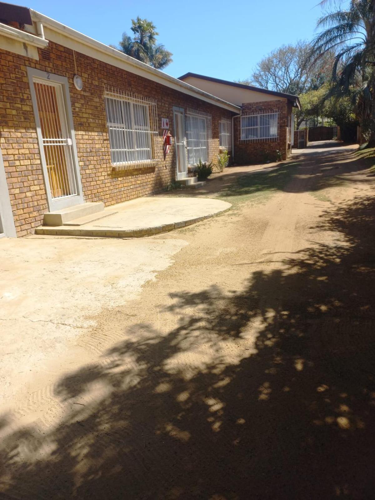 Rocky Hills Guesthouse Piet Retief Luaran gambar