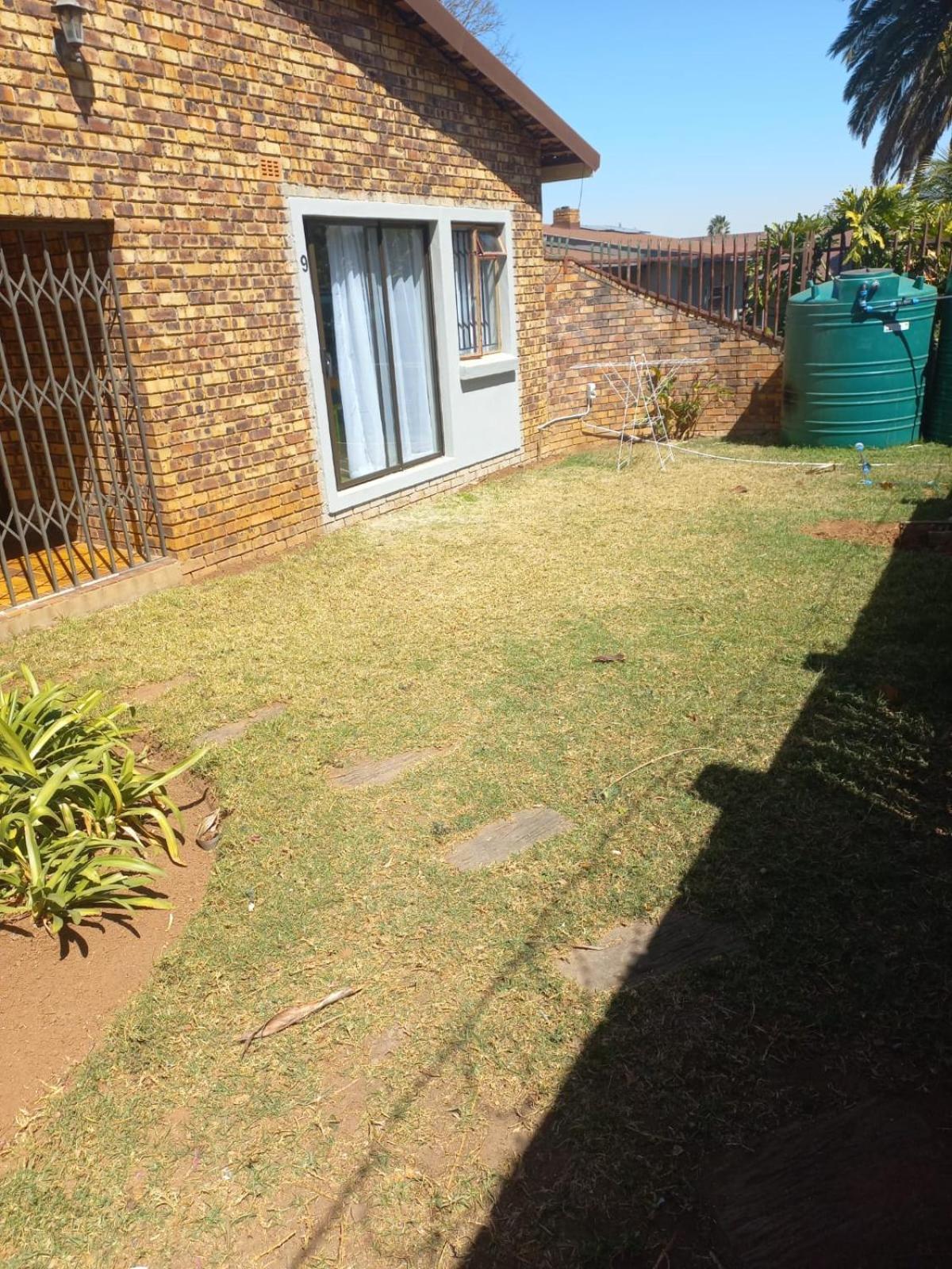 Rocky Hills Guesthouse Piet Retief Luaran gambar